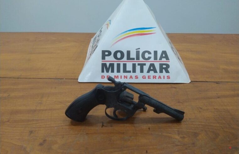 Homem de 61 anos é preso por porte ilegal de arma de fogo