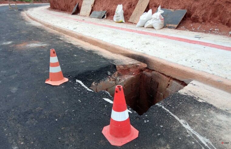 Rua E: Prefeitura de Viçosa alerta para risco de trânsito na via que ainda está em obras