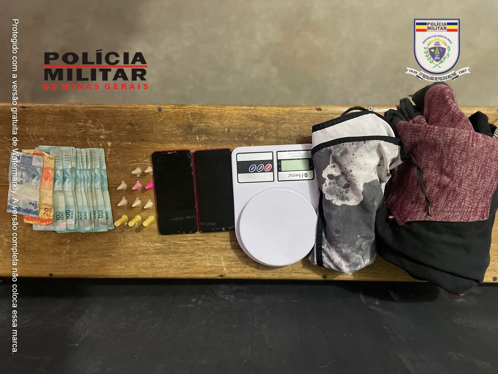 PM prende responsáveis por roubar joias de cliente de um comércio em Ubá