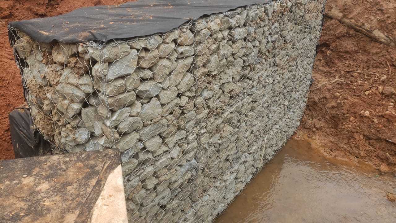 Viçosa: Prefeitura instala gabião na ponte do Romão dos Reis