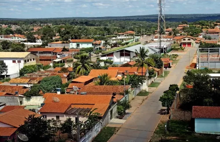 Homem mata mulher na frente da filha e comete suicídio em Minas