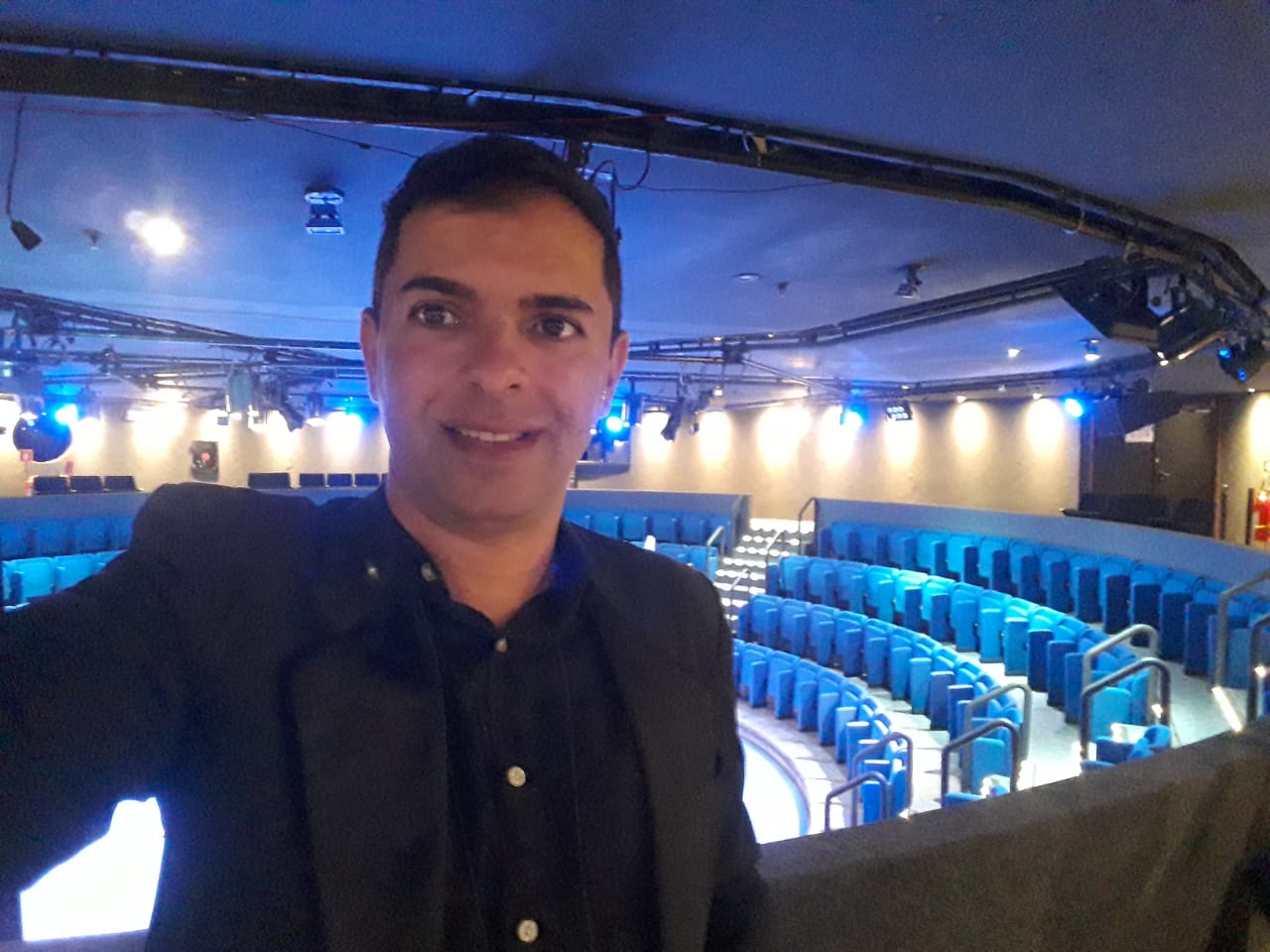 Escritor viçosense, Thiago Winner, lança dois livros em Congresso Internacional