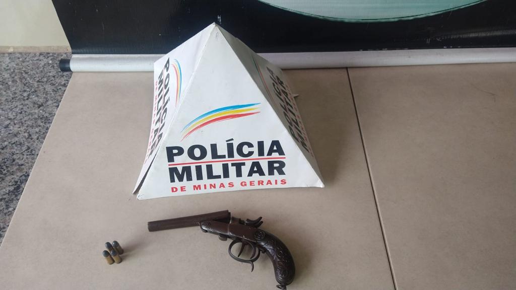 Homem é preso por ameaça e porte ilegal de arma na Rua da Conceição