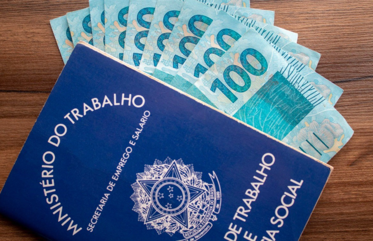 Salário mínimo será de R$ 1.302, a partir de 1º de janeiro de 2023