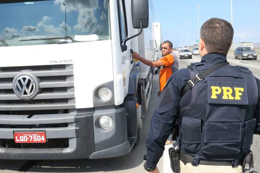 PRF começa Operação de Natal para evitar acidentes em rodovias