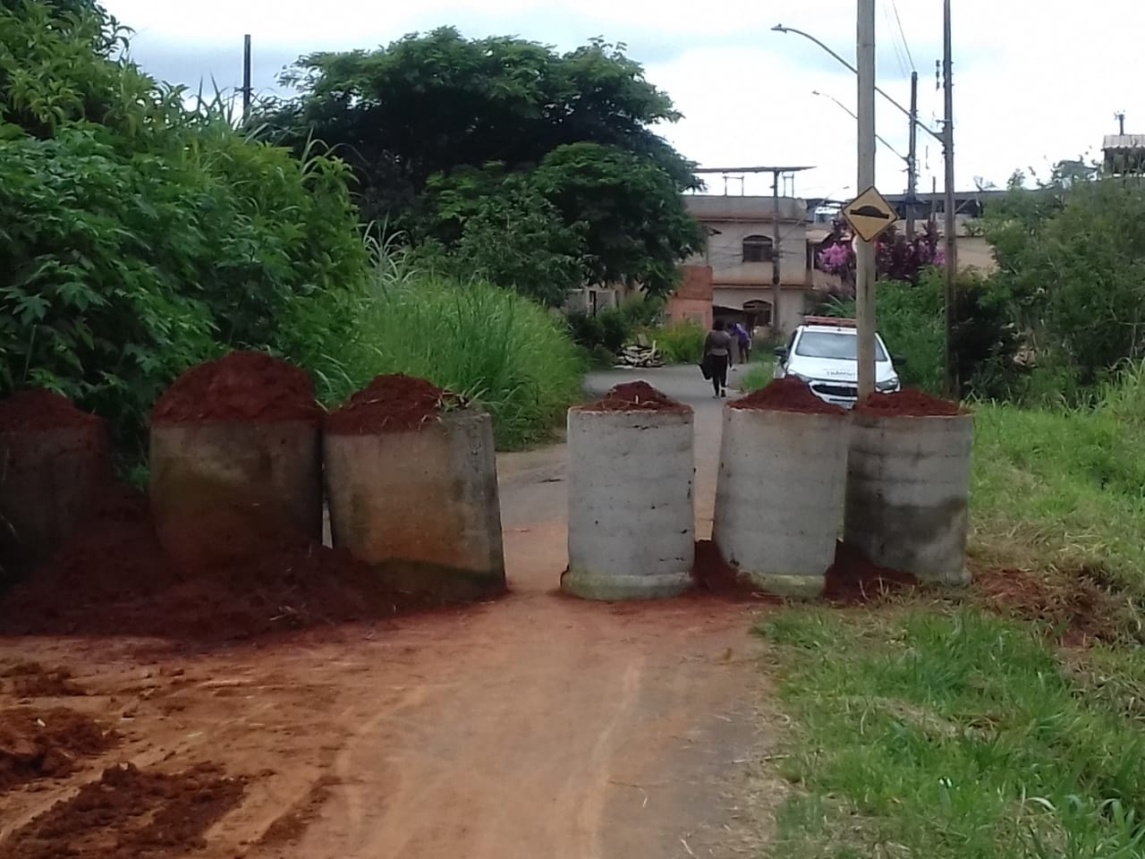 Viçosa: Avenida São João Batista está totalmente interditada