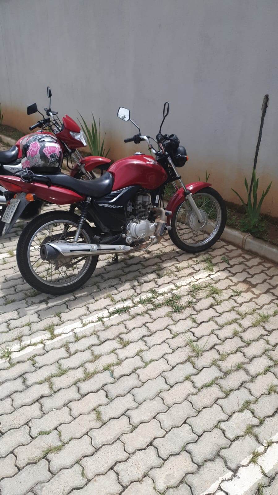 Moto é furtada no Centro; golpistas pedem Pix em troca de devolução