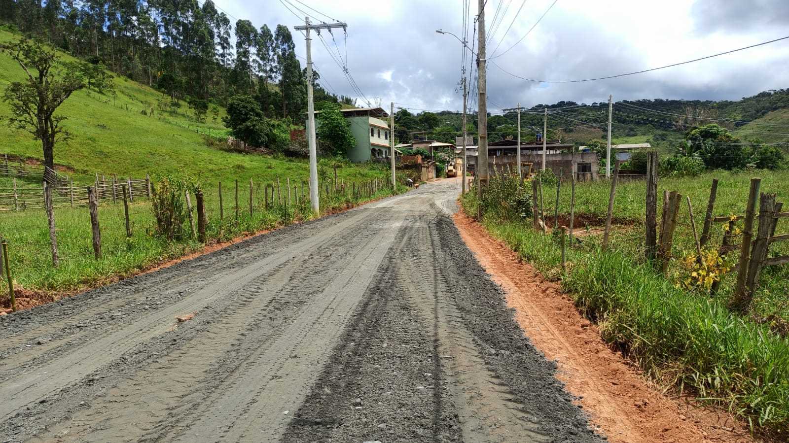 Viçosa: obra de asfaltamento nos Marques ficará pronta em 30 dias