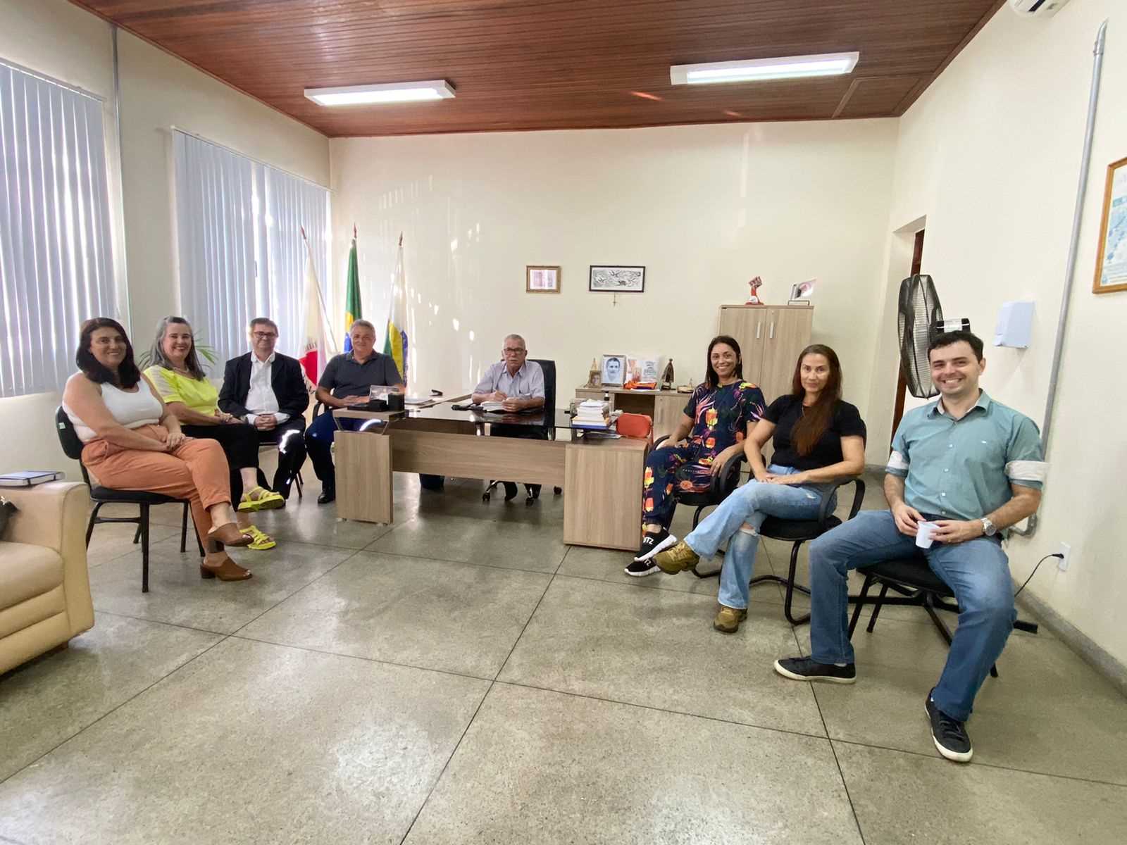 Viçosa: Lei do Plano de Carreira da Educação é sancionada