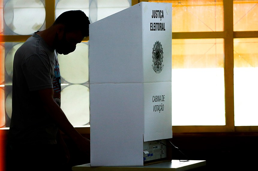 Termina hoje o prazo para justificar ausência em 2º turno das eleições