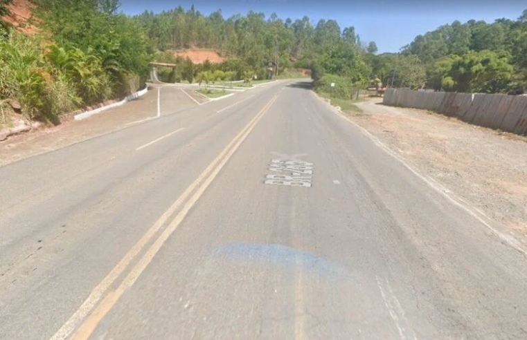 Adolescente morre em capotamento de carro na MGC-265, entre Ubá e Tocantins