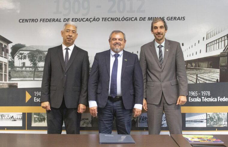 Reitor da UFV é eleito vice-presidente do Foripes-MG