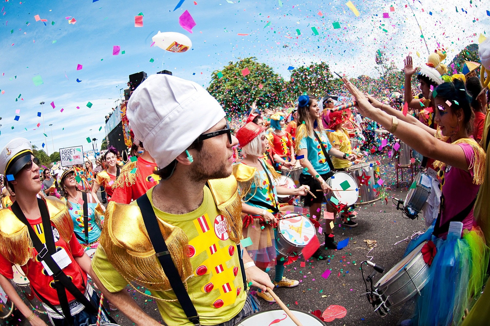 Procon de Viçosa orienta foliões sobre Carnaval com segurança