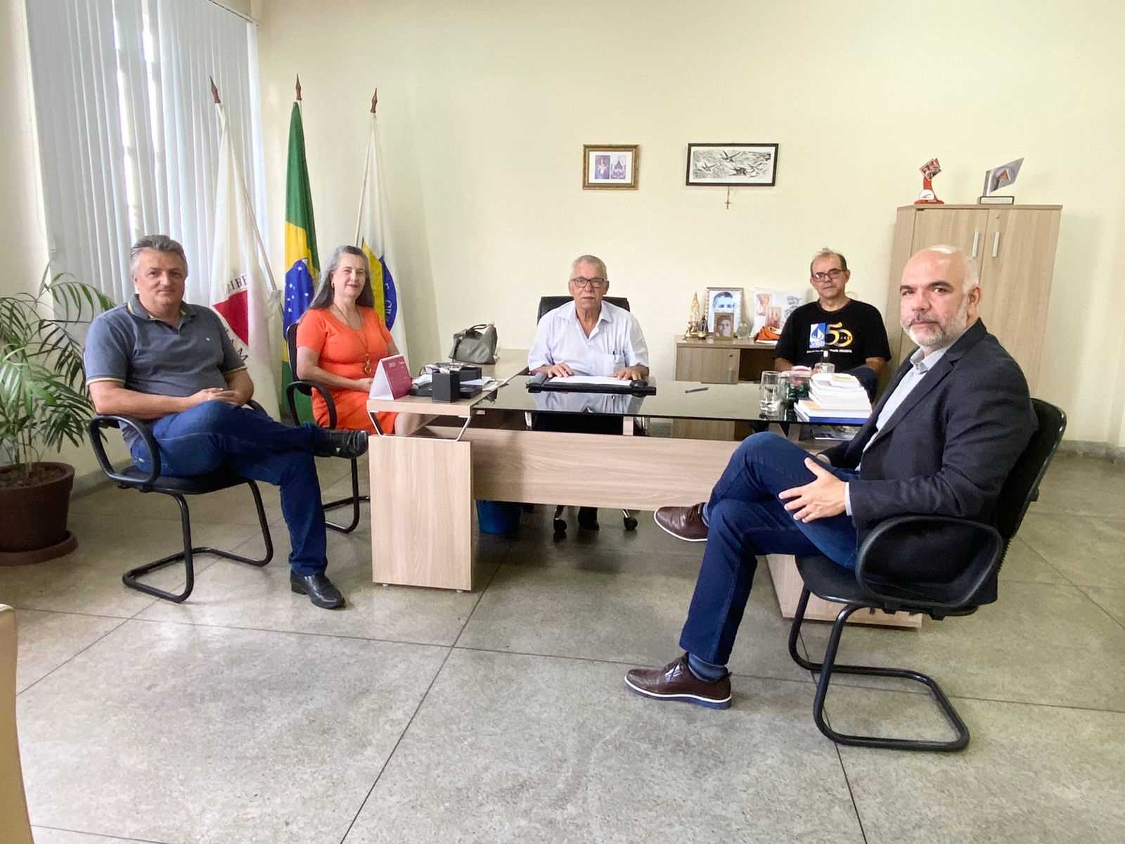 Reitor de Instituto Federal faz visita ao prefeito de Viçosa