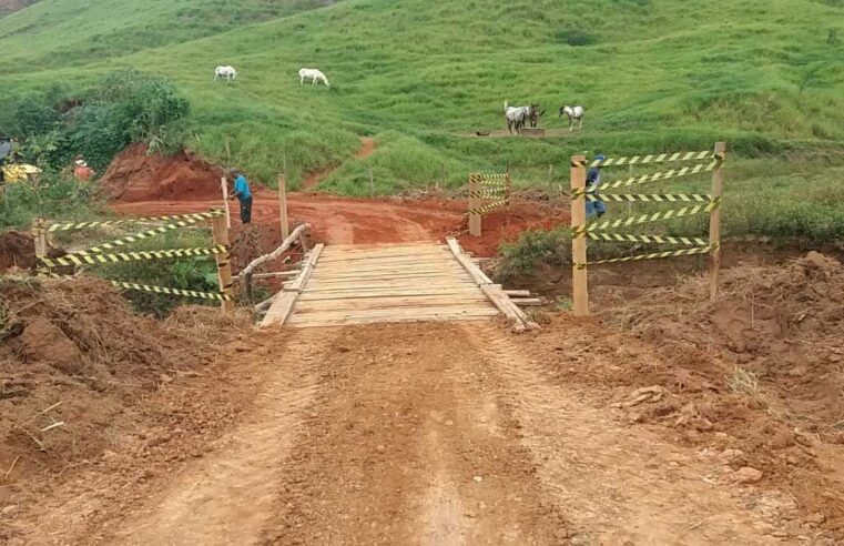 Ponte emergencial é construída na zona rural de Viçosa; passagem é reestabelecida