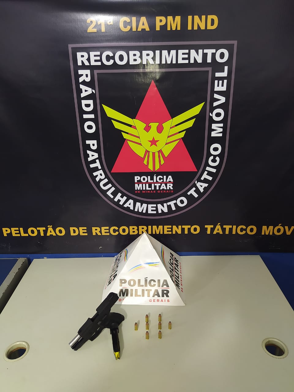 Homem é preso com arma de fogo, em Ponte Nova