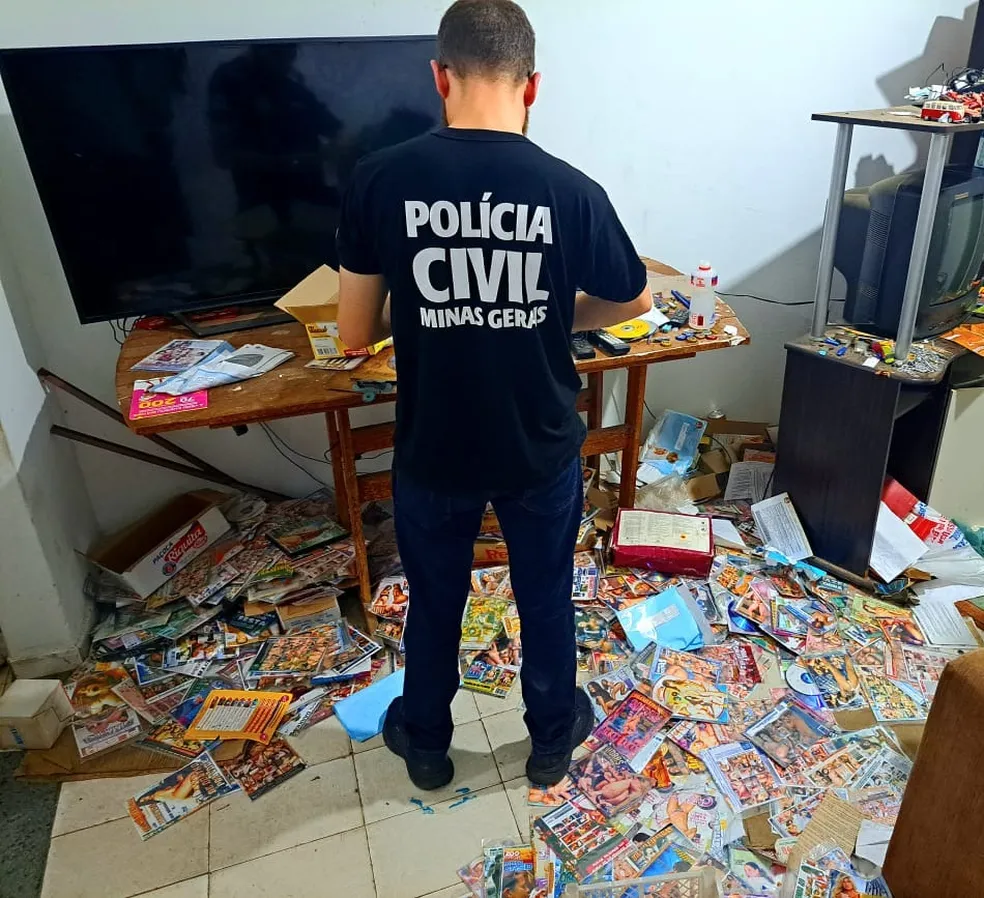 Homem é preso por armazenar pornografia infantil em Ubá
