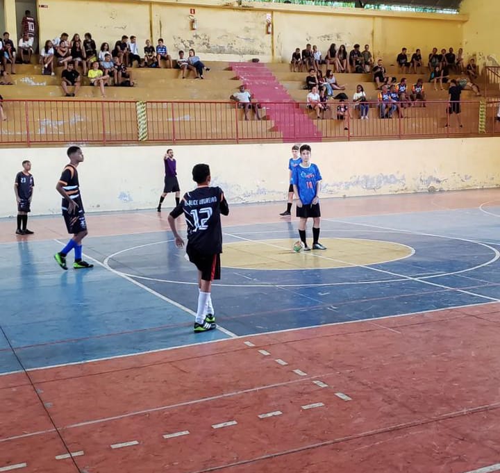 Seletiva do JEMG começa com goleadas e destaques