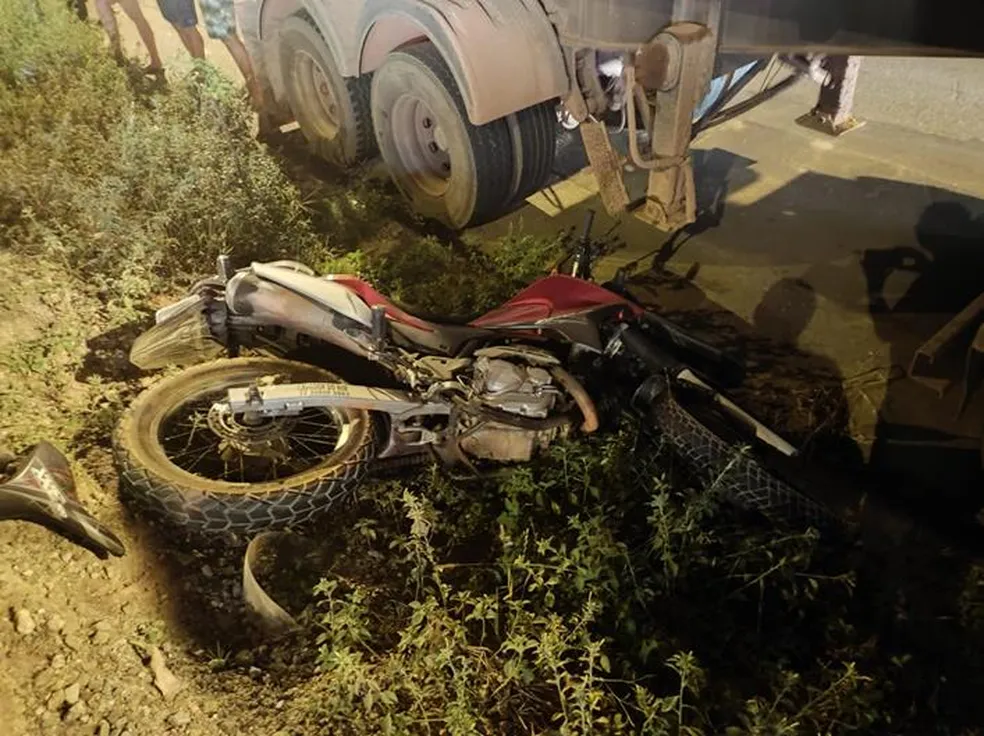 Idoso é atropelado por moto na BR-356 em Muriaé