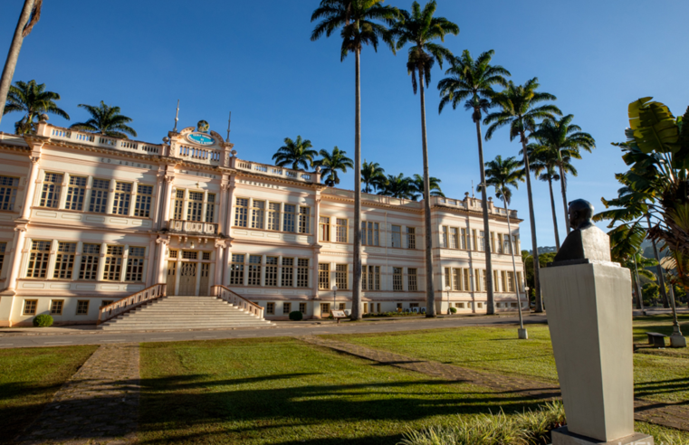 UFV ganha mais de 350 bolsas do MEC para formação de professores