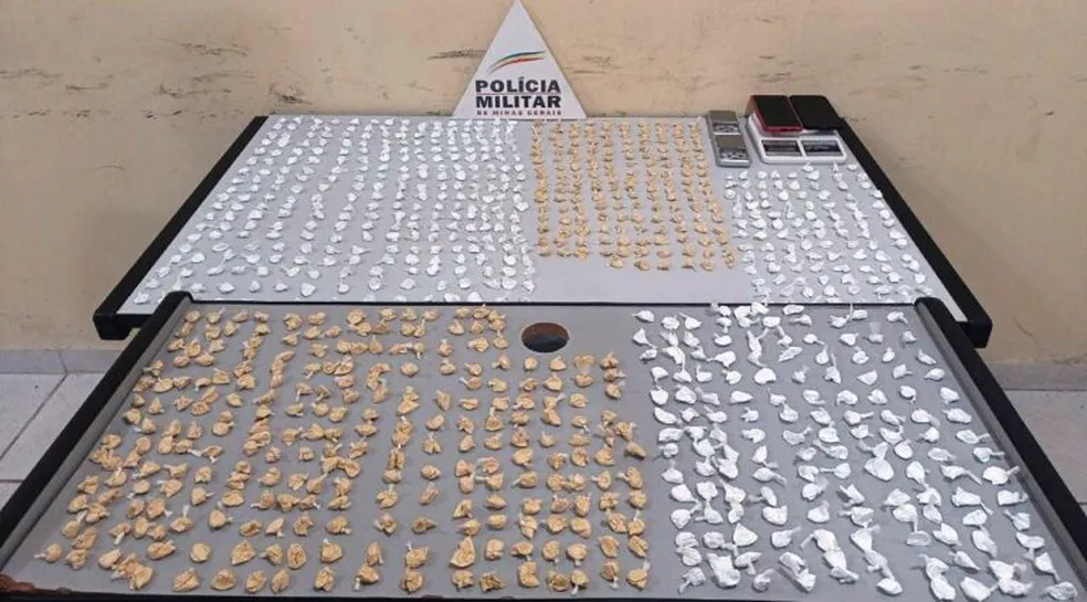 Casal é preso com cerca de 1000 porções de cocaína em Muriaé