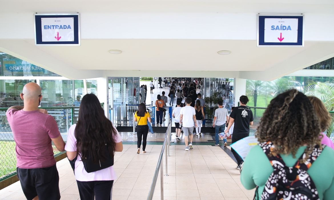 Pré-selecionados no Fies tem até amanhã (17) para se inscrever