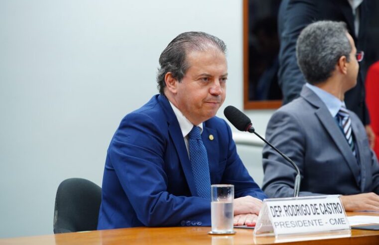 Rodrigo de Castro é eleito presidente da Comissão de Minas e Energia