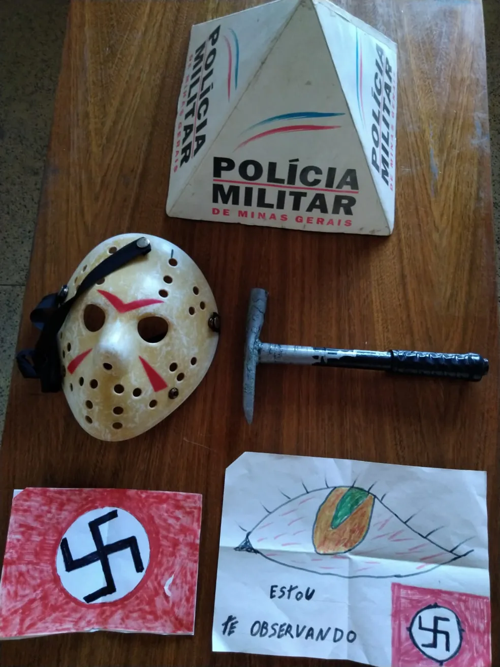 Região: PM prende homem por apologia ao nazismo