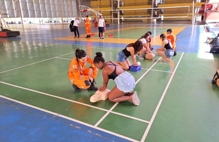 Bombeiros de Viçosa promovem treinamento na UFV