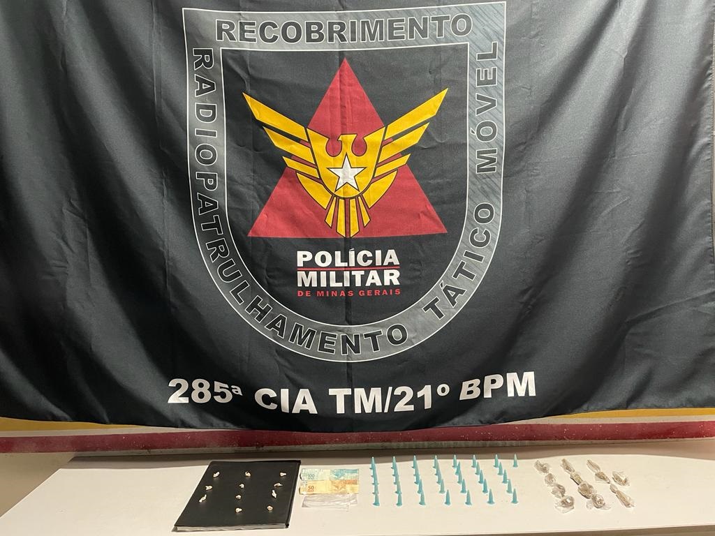 Região: Polícia Militar localiza drogas em imóvel abandonado