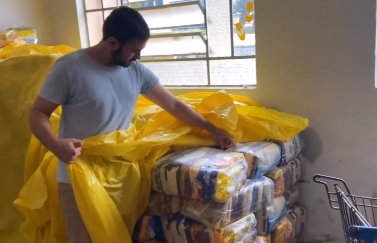 Vereador denuncia armazenamento incorreto de cestas básicas