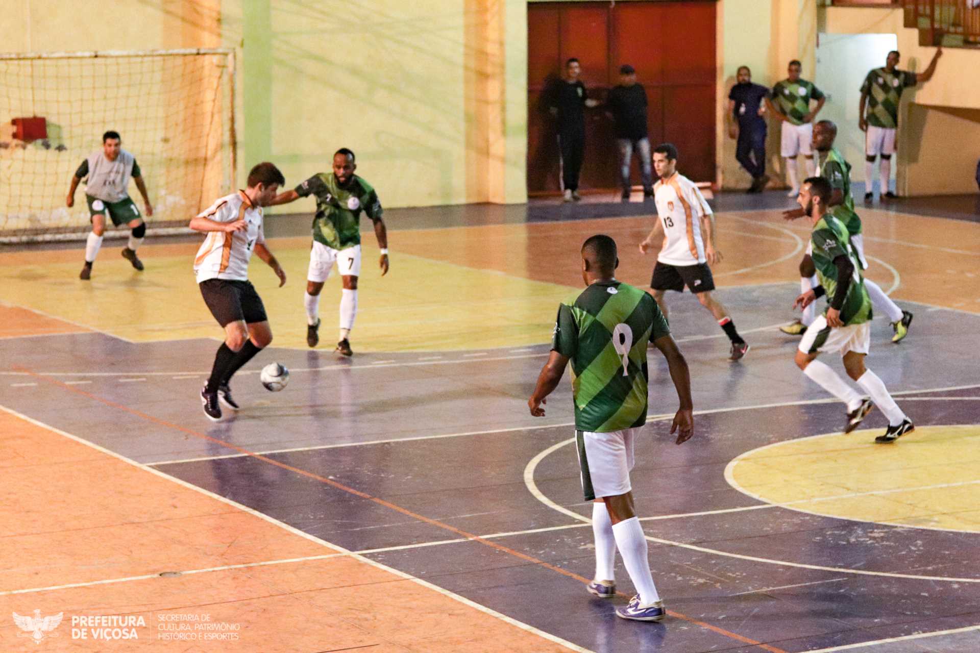 Copa Comércio de Futsal define finalistas