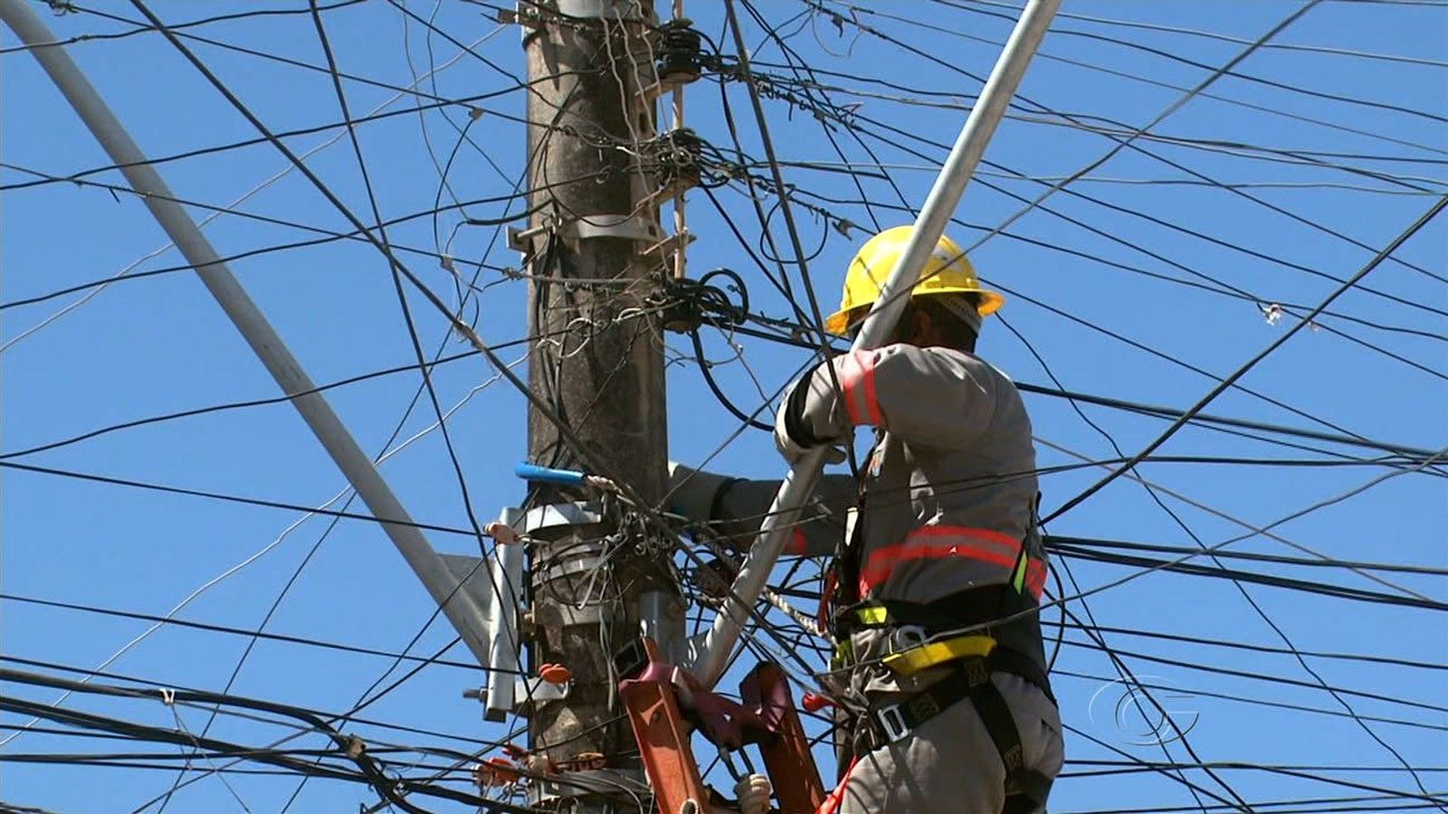 UFV terá corte de energia para restauração de rede neste sábado, 20