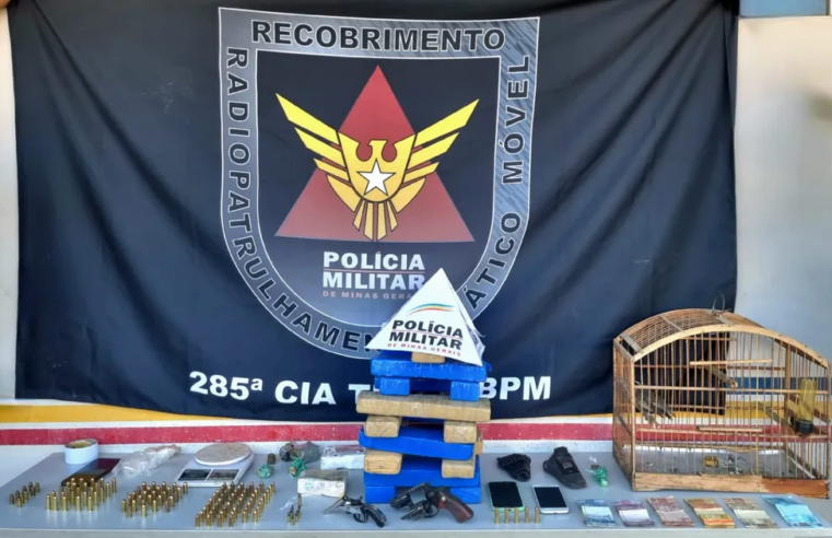 Ubá: Operação Mamute prende três homens com armas, drogas e munições; Veja materiais apreendidos