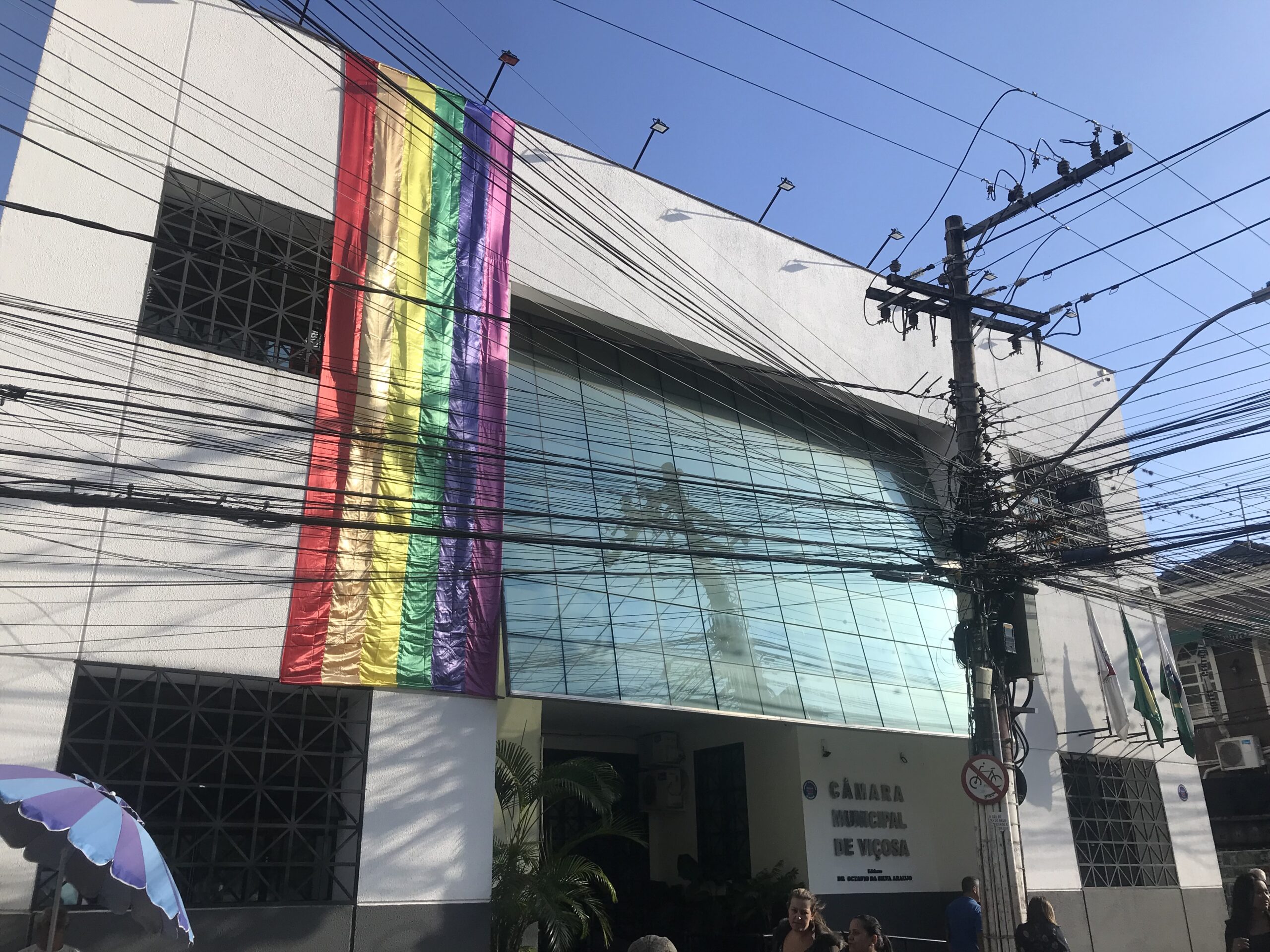Câmara de Viçosa hasteará bandeira durante o mês do orgulho LGBTQ+