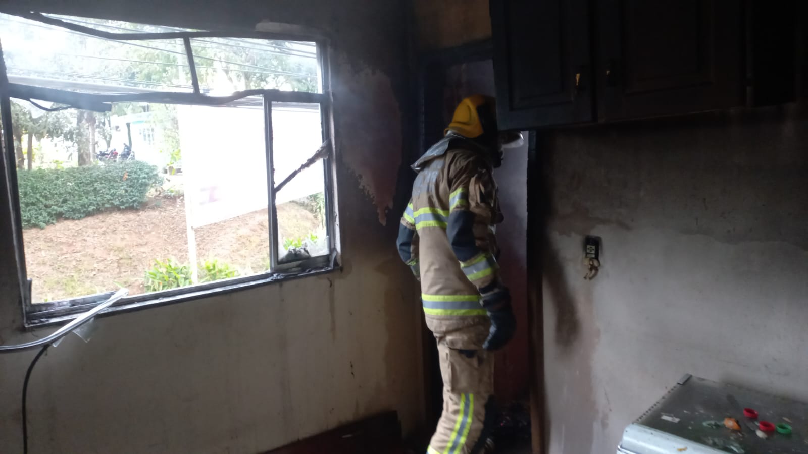 Viçosa: Incêndio atinge residência e causa interrupção de serviços