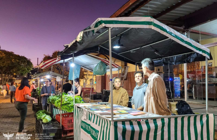 Barraca para troca de livros é implementada na Feira da Estação