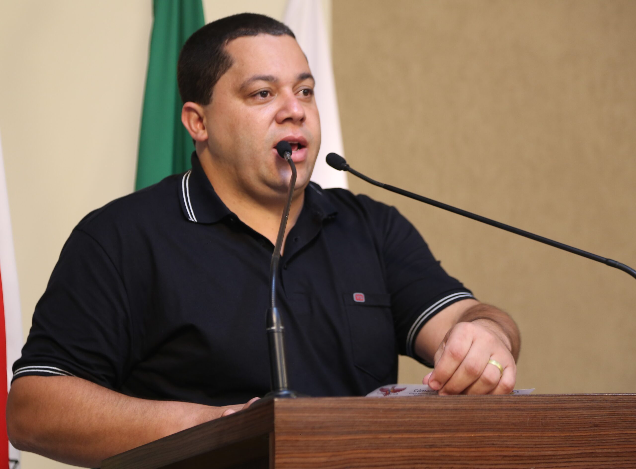 Vereador denuncia irregularidades no HSS e encaminha representação ao MP