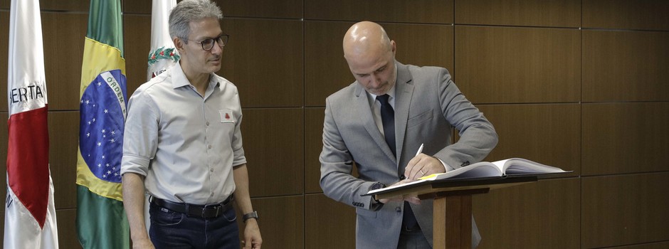 Governador empossa novo secretário de Estado de Governo
