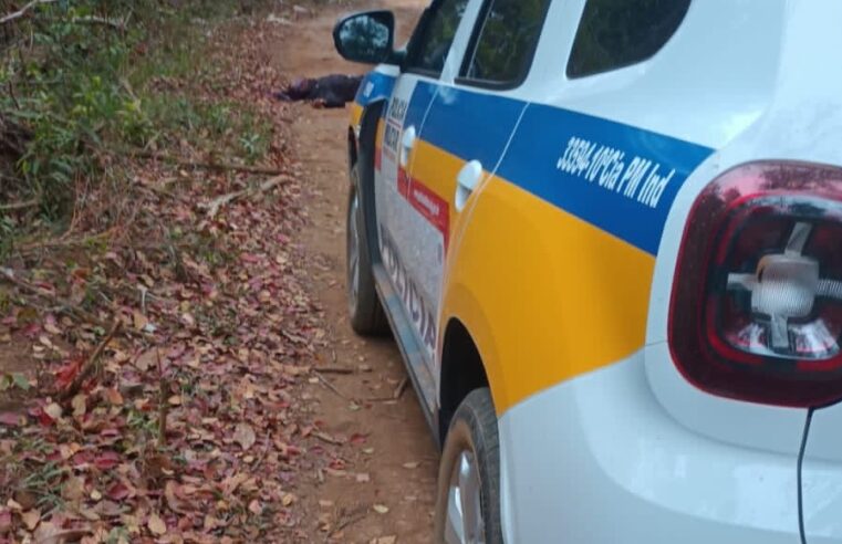 Corpo é encontrado com marcas de tiros em Teixeiras