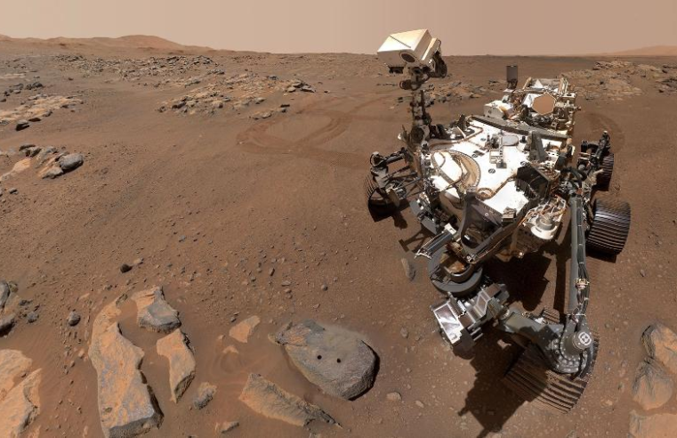 Robô da Nasa descobre matéria orgânica em Marte