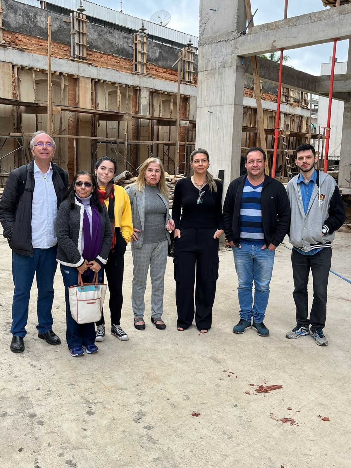 Prefeitura de Viçosa vistoria obras do Hotel Rubim