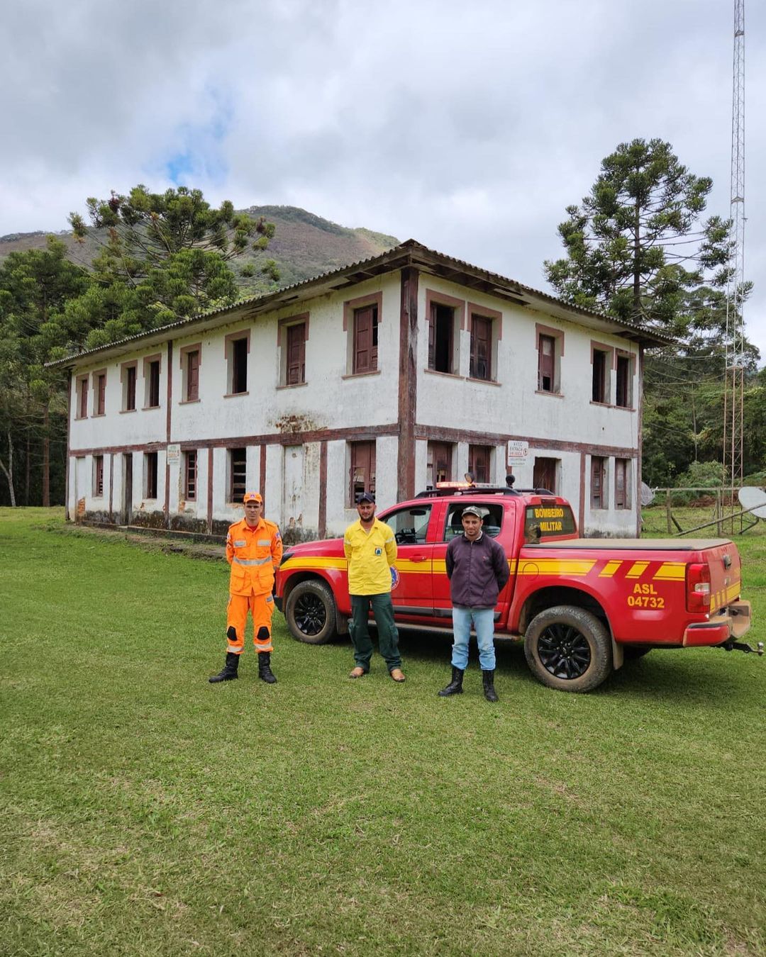 Bombeiros realizam atividades de prevenção no Parque Estadual da Serra do Brigadeiro
