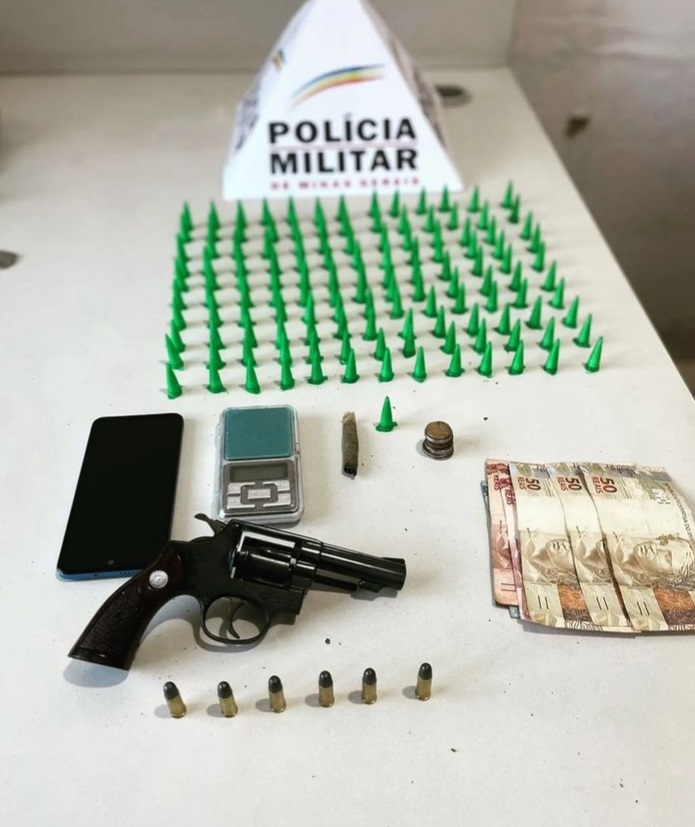 Operação policial resulta em prisão por tráfico de drogas em Ervália