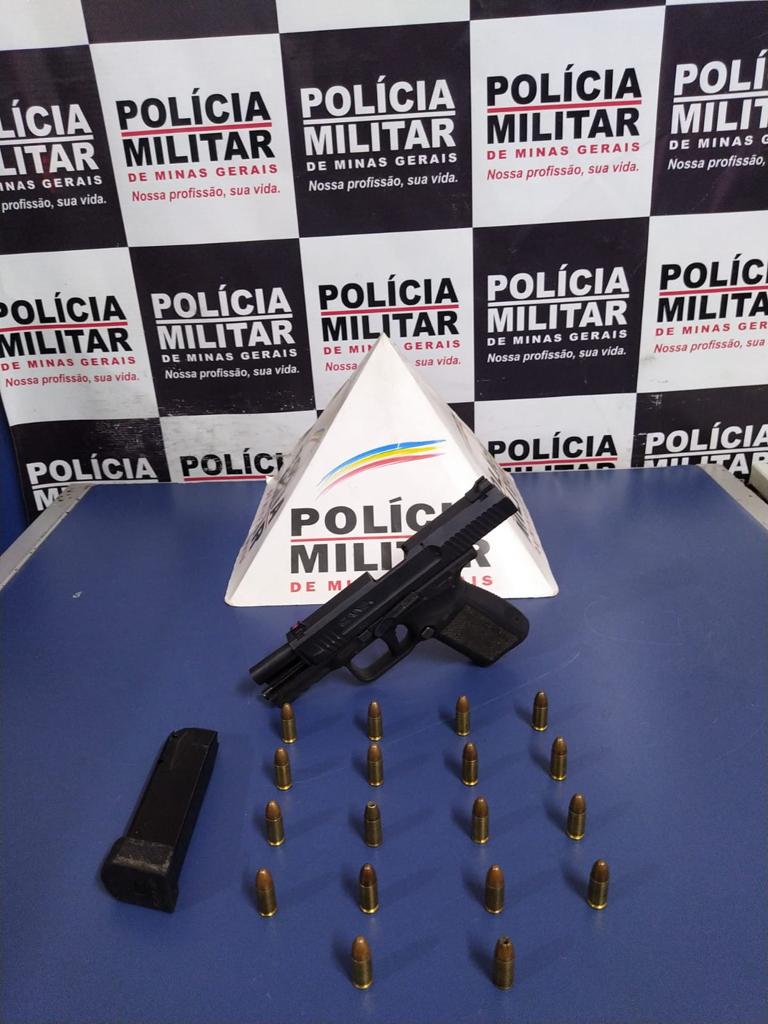 Ponte Nova: PM prende homem por posse ilegal de arma de fogo