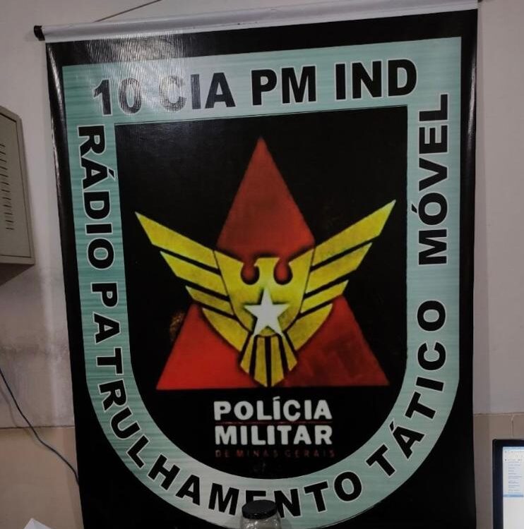 PM apreende drogas no BJ cumprindo mandado de busca