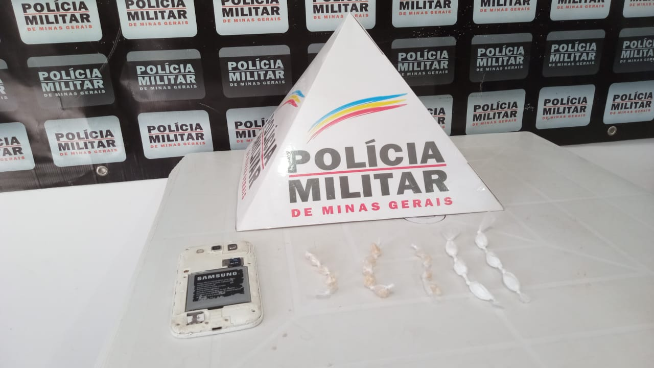PM prende homem por tráfico de drogas em Oratórios