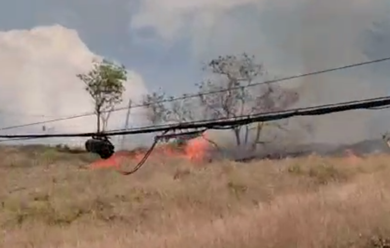 Viçosa: incêndio na Av. Brasil mobiliza guarnição dos Bombeiros