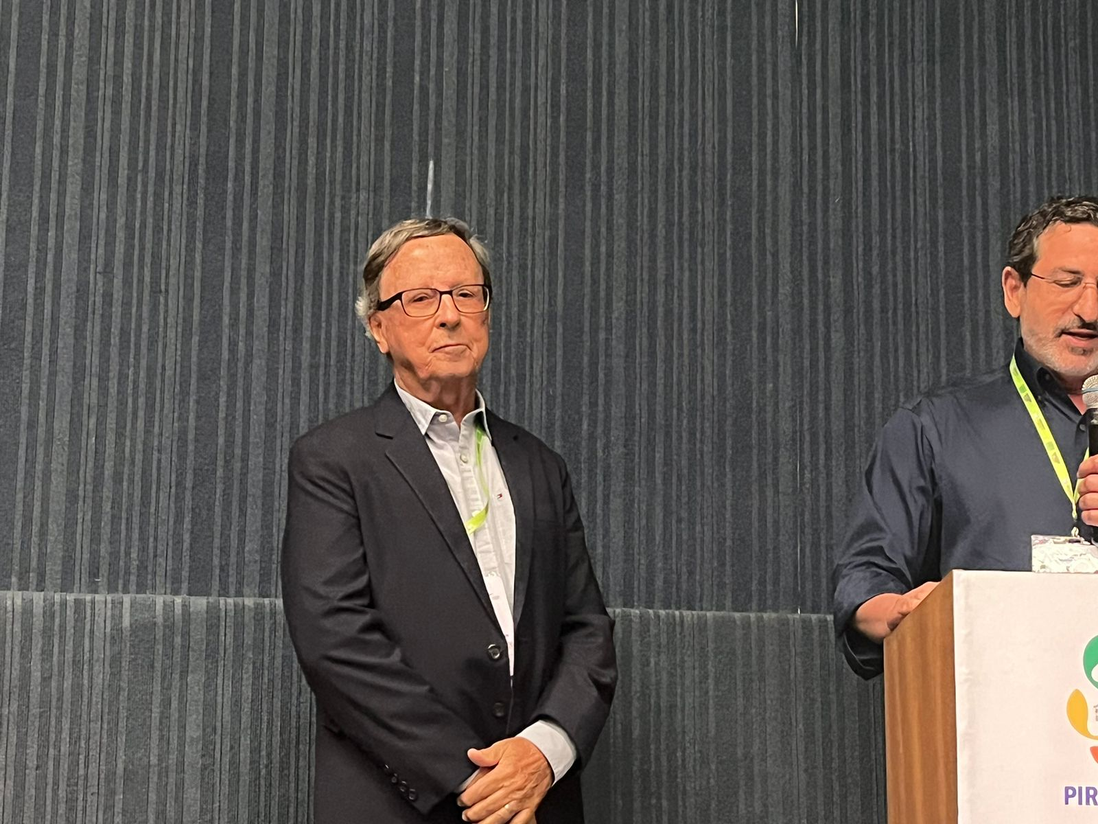 Professor aposentado da UFV é reconhecido por contribuir à agropecuária