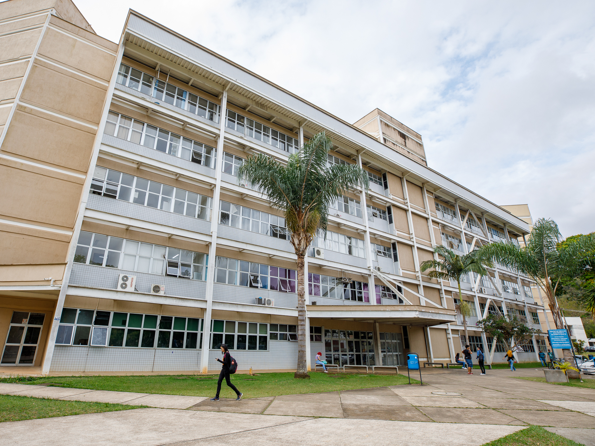 UFV assina acordo para dupla titulação com universidade espanhola